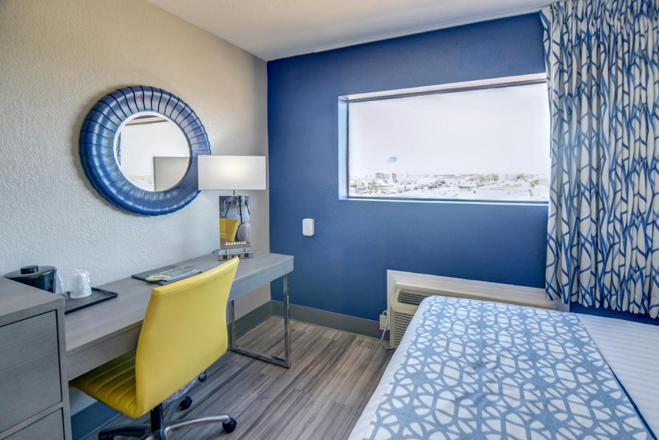 Emerald Coast Inn & Suites フォート・ウォルトン・ビーチ エクステリア 写真