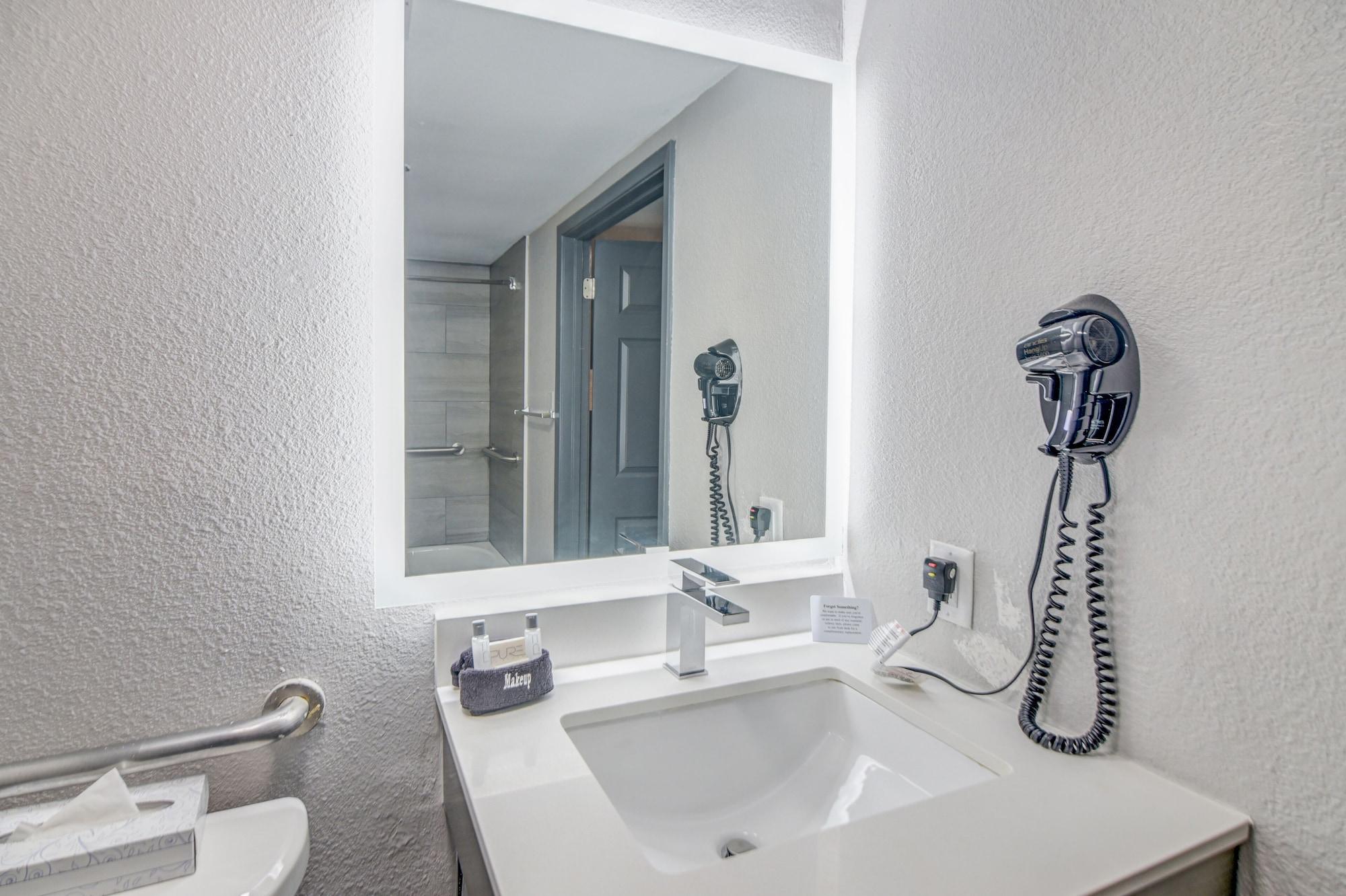 Emerald Coast Inn & Suites フォート・ウォルトン・ビーチ エクステリア 写真