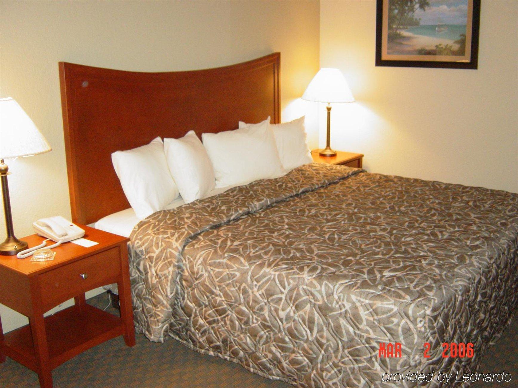 Emerald Coast Inn & Suites フォート・ウォルトン・ビーチ 部屋 写真
